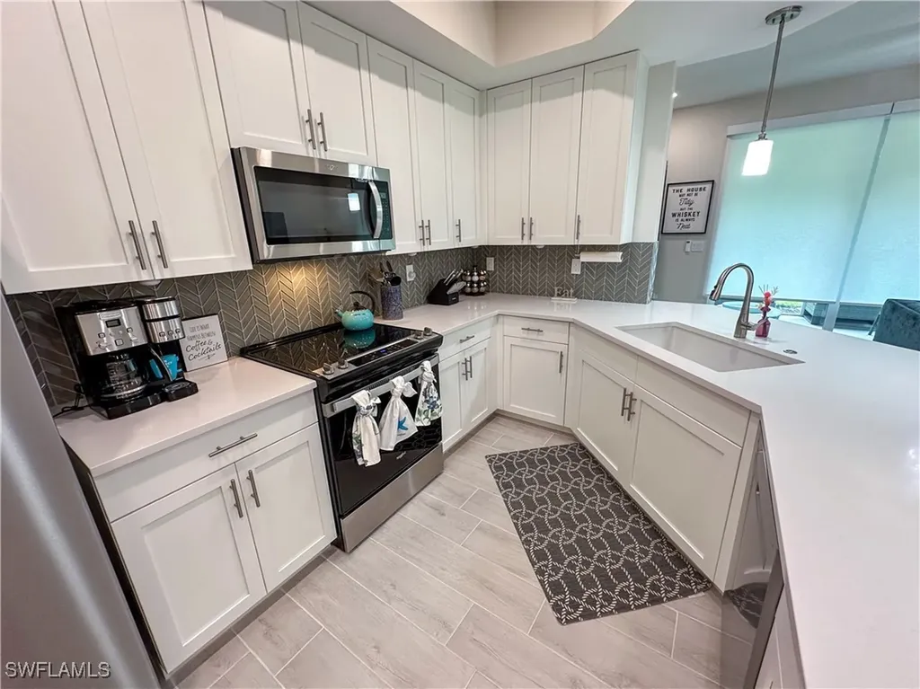 220 Indies Drive E Naples FL 34114