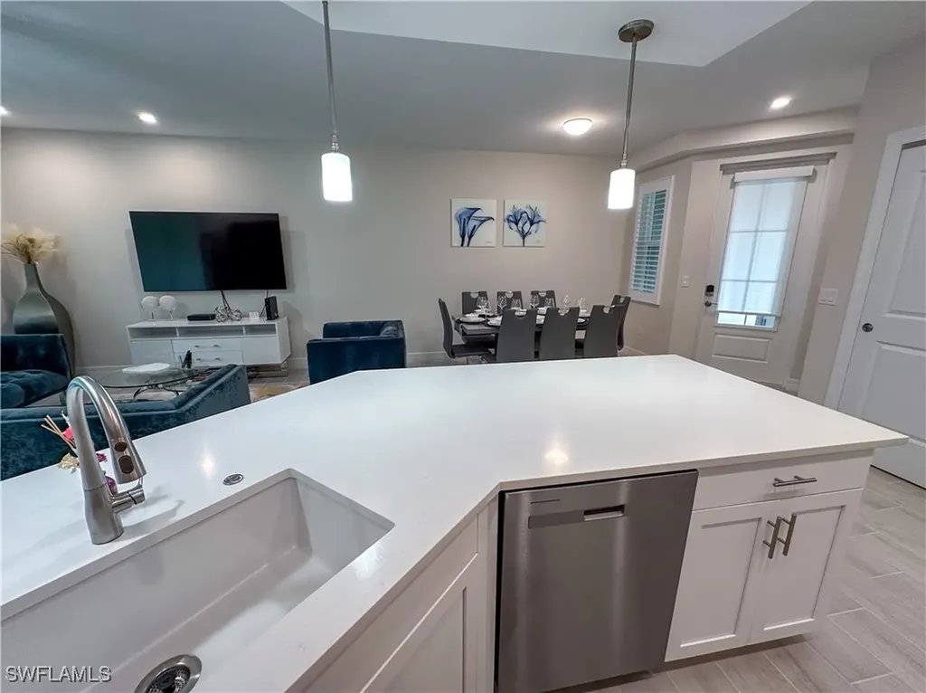 220 Indies Drive E Naples FL 34114