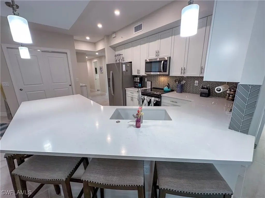 220 Indies Drive E Naples FL 34114