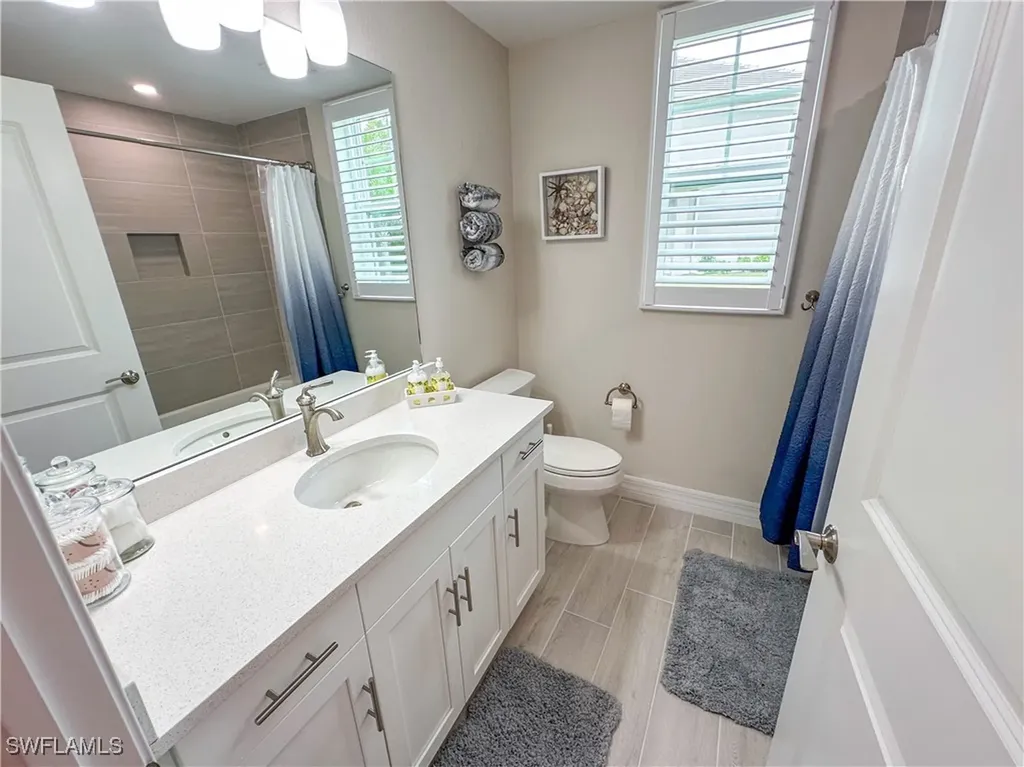 220 Indies Drive E Naples FL 34114