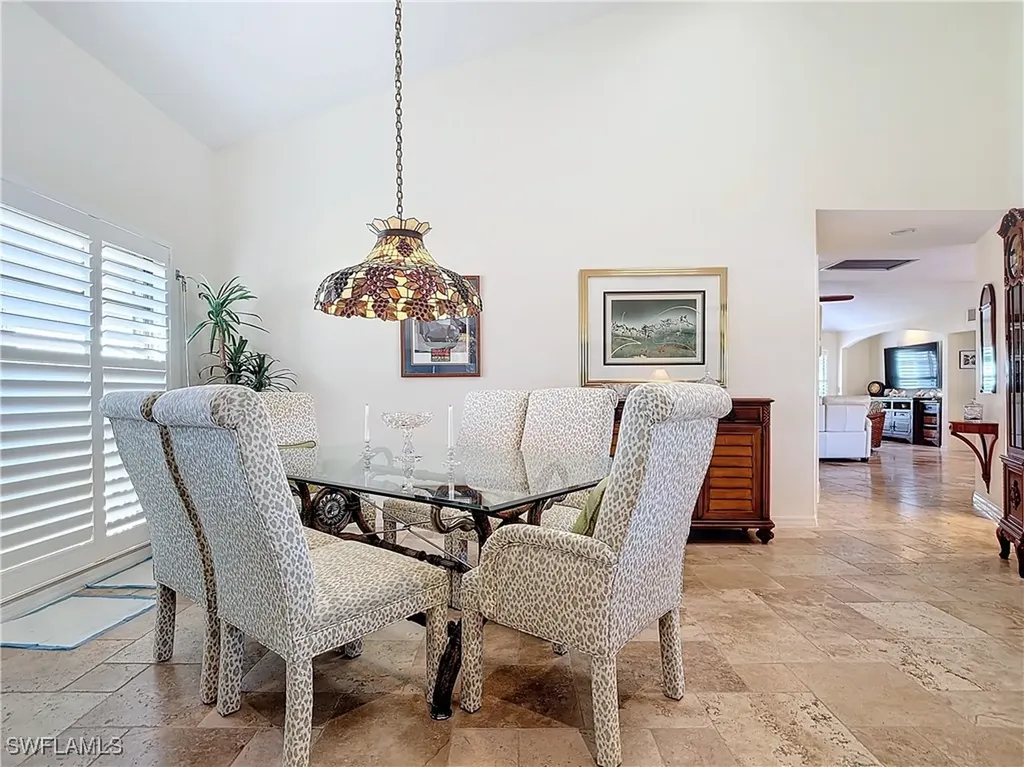 1659 Sandpiper Street Naples FL 34102