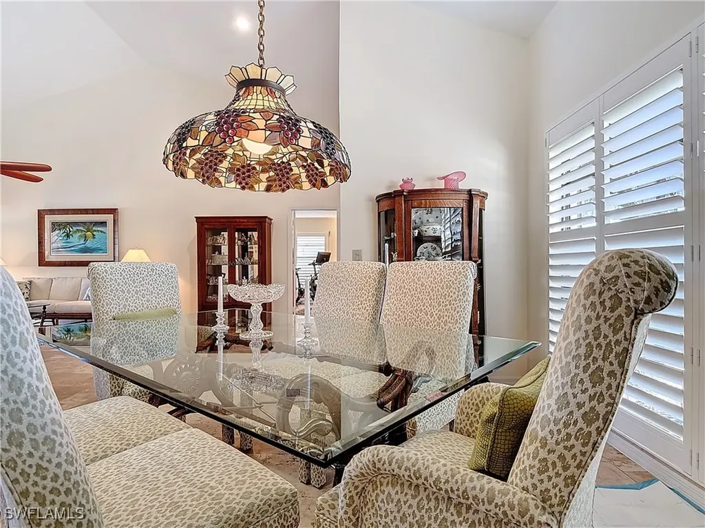 1659 Sandpiper Street Naples FL 34102