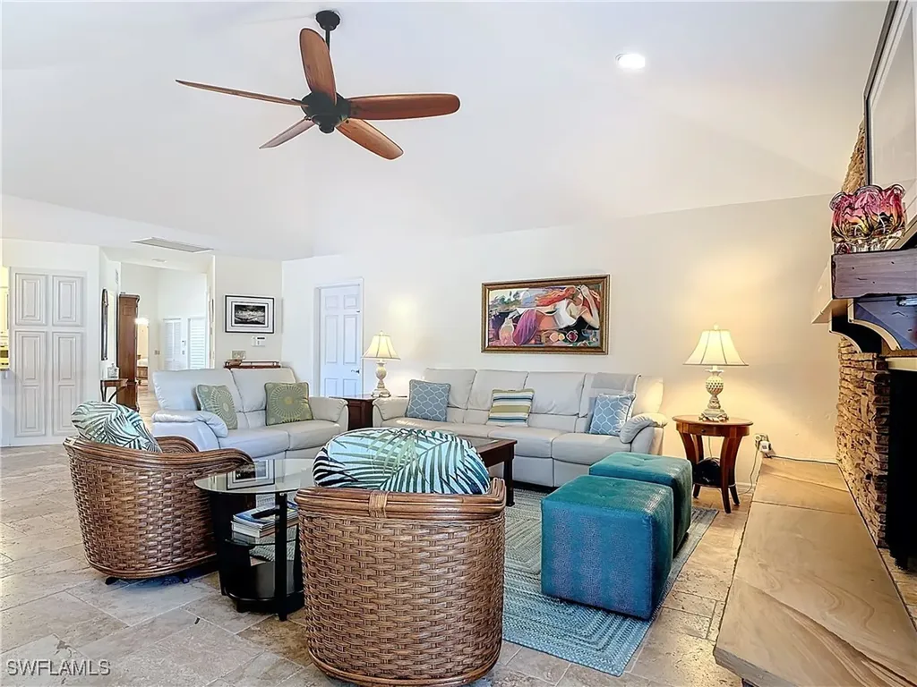 1659 Sandpiper Street Naples FL 34102