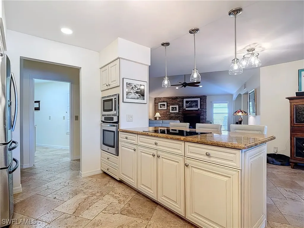 1659 Sandpiper Street Naples FL 34102