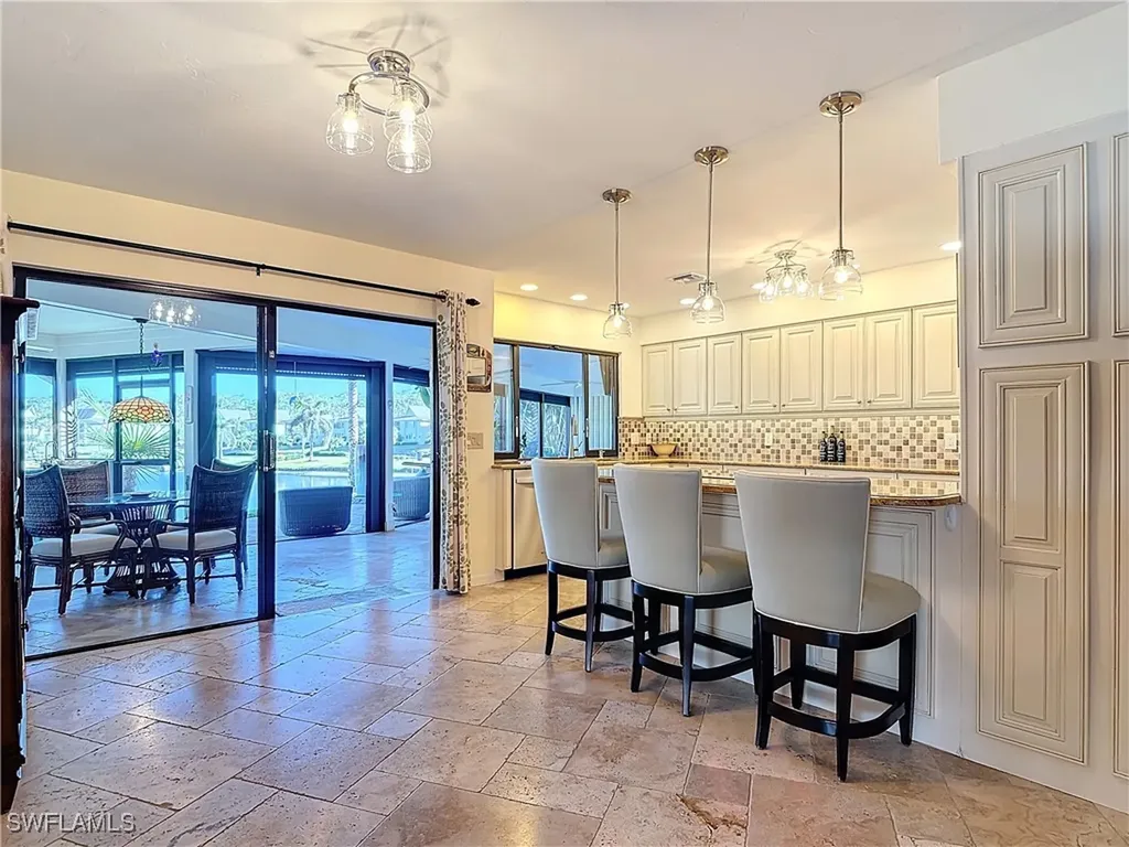 1659 Sandpiper Street Naples FL 34102