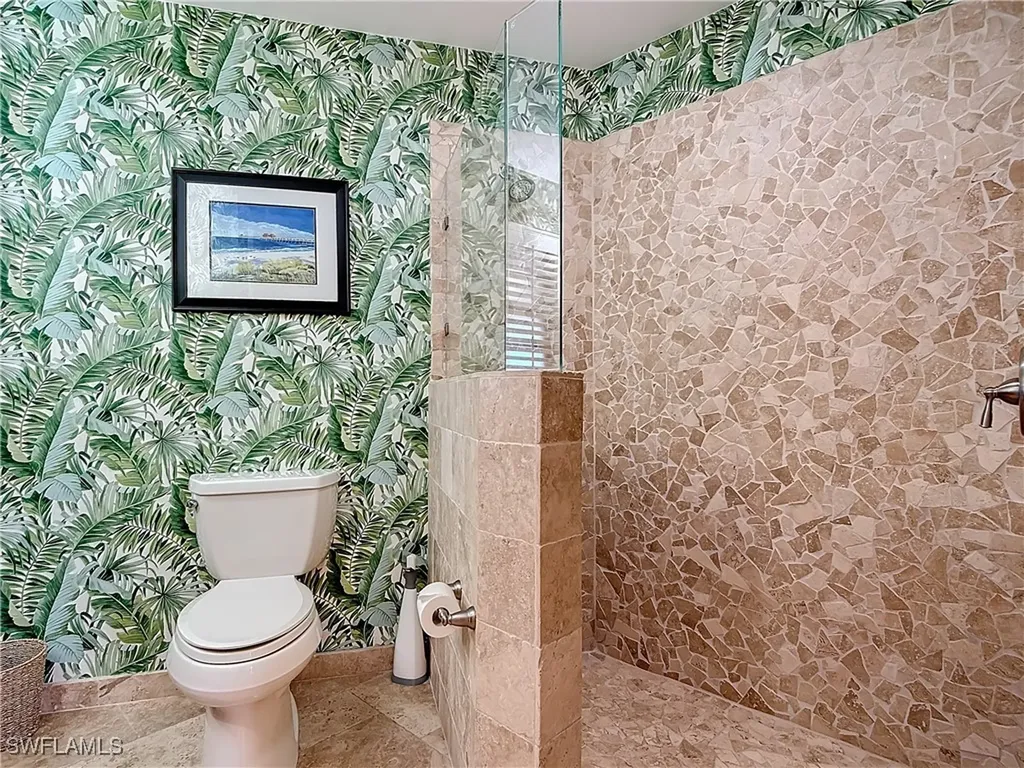 1659 Sandpiper Street Naples FL 34102