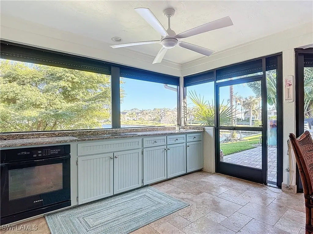 1659 Sandpiper Street Naples FL 34102