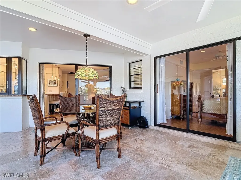 1659 Sandpiper Street Naples FL 34102