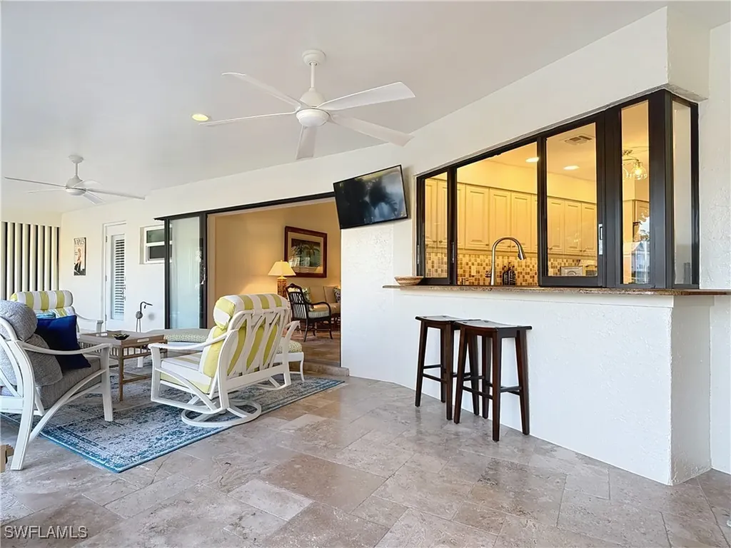 1659 Sandpiper Street Naples FL 34102