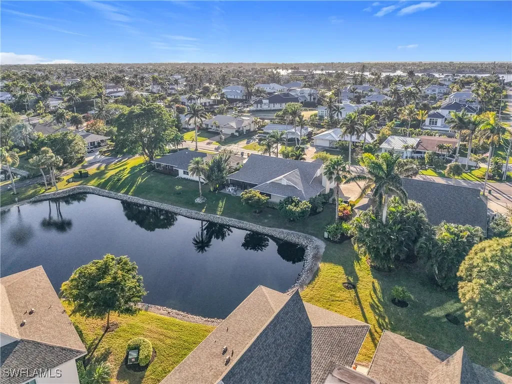 1659 Sandpiper Street Naples FL 34102