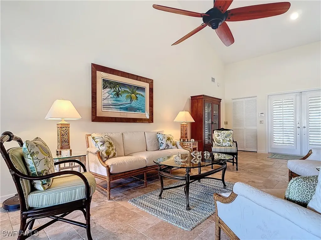 1659 Sandpiper Street Naples FL 34102