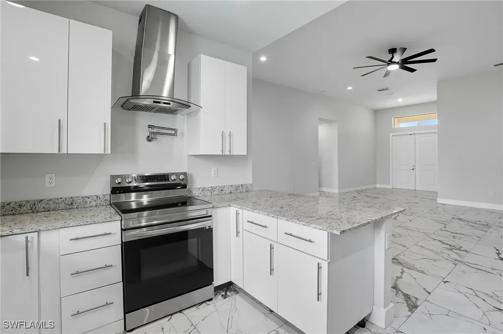 2314 NW 33rd Place Cape Coral FL 33993
