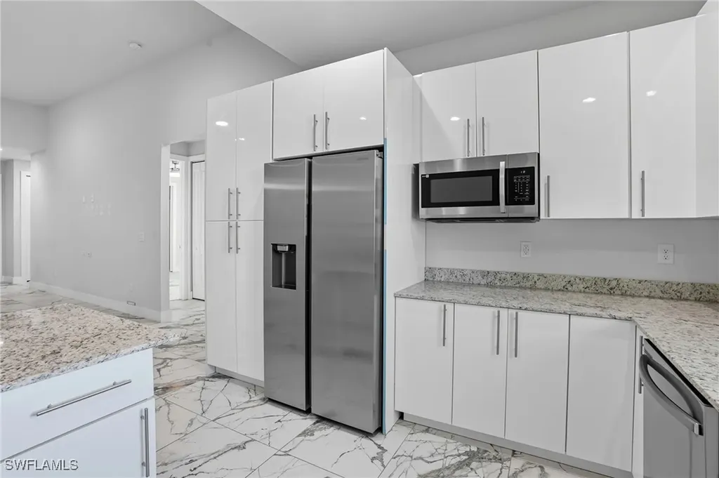 2314 NW 33rd Place Cape Coral FL 33993