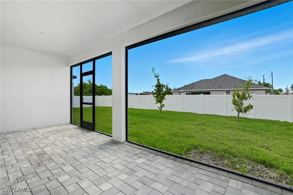 2314 NW 33rd Place Cape Coral FL 33993