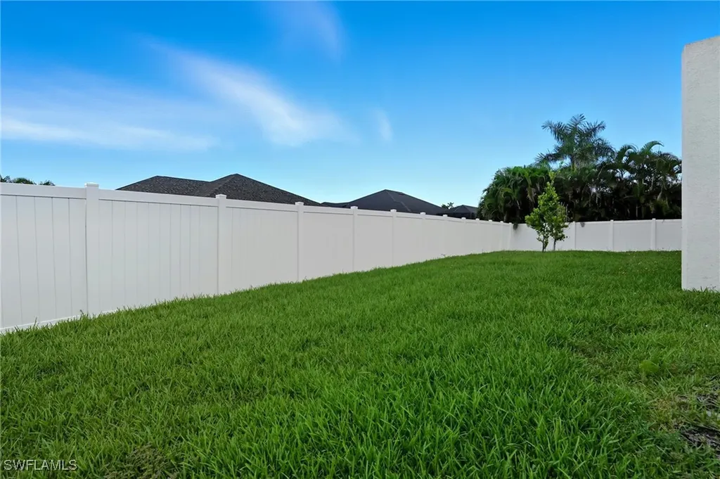 2314 NW 33rd Place Cape Coral FL 33993