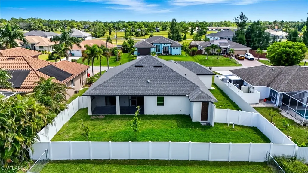 2314 NW 33rd Place Cape Coral FL 33993