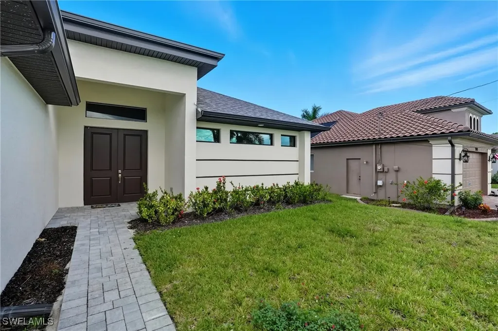 2314 NW 33rd Place Cape Coral FL 33993
