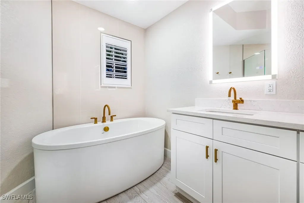 19071 Ridgepoint Drive Estero FL 33928