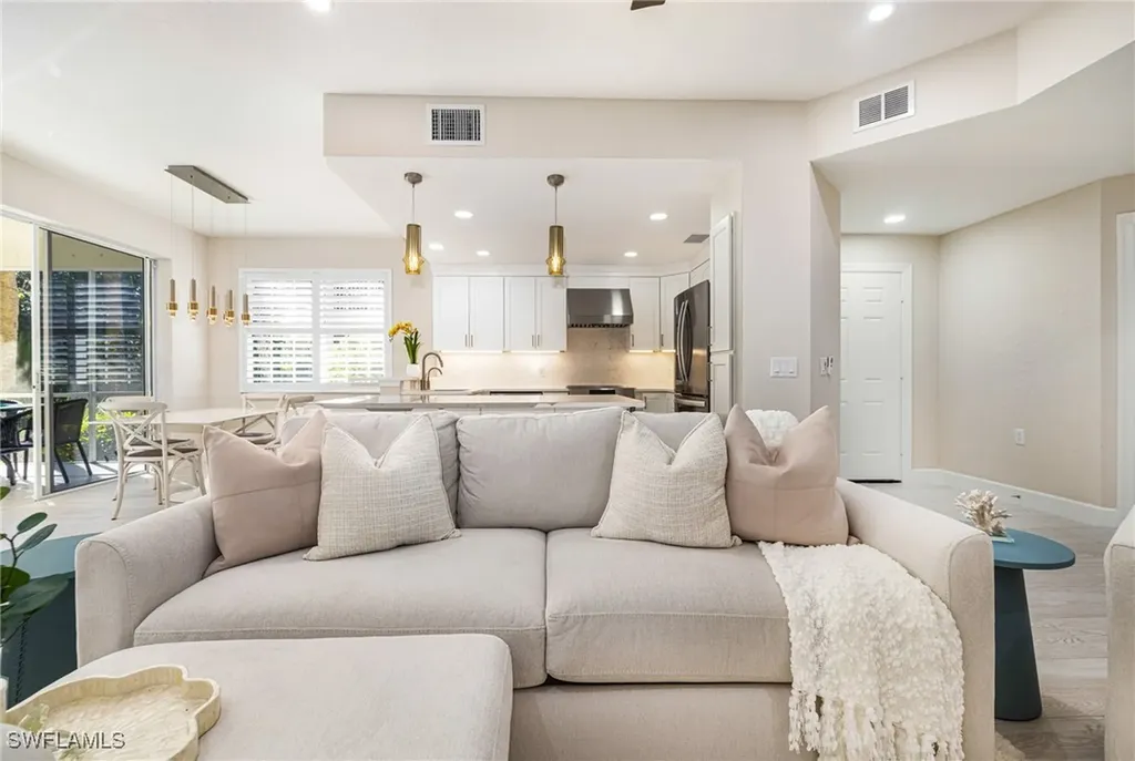 19071 Ridgepoint Drive Estero FL 33928