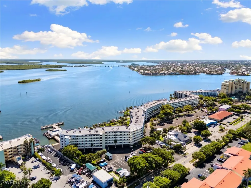 1085 Bald Eagle Drive Marco Island FL 34145