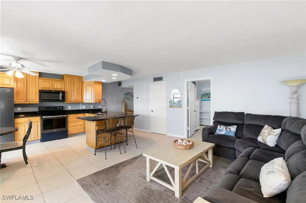 1085 Bald Eagle Drive Marco Island FL 34145