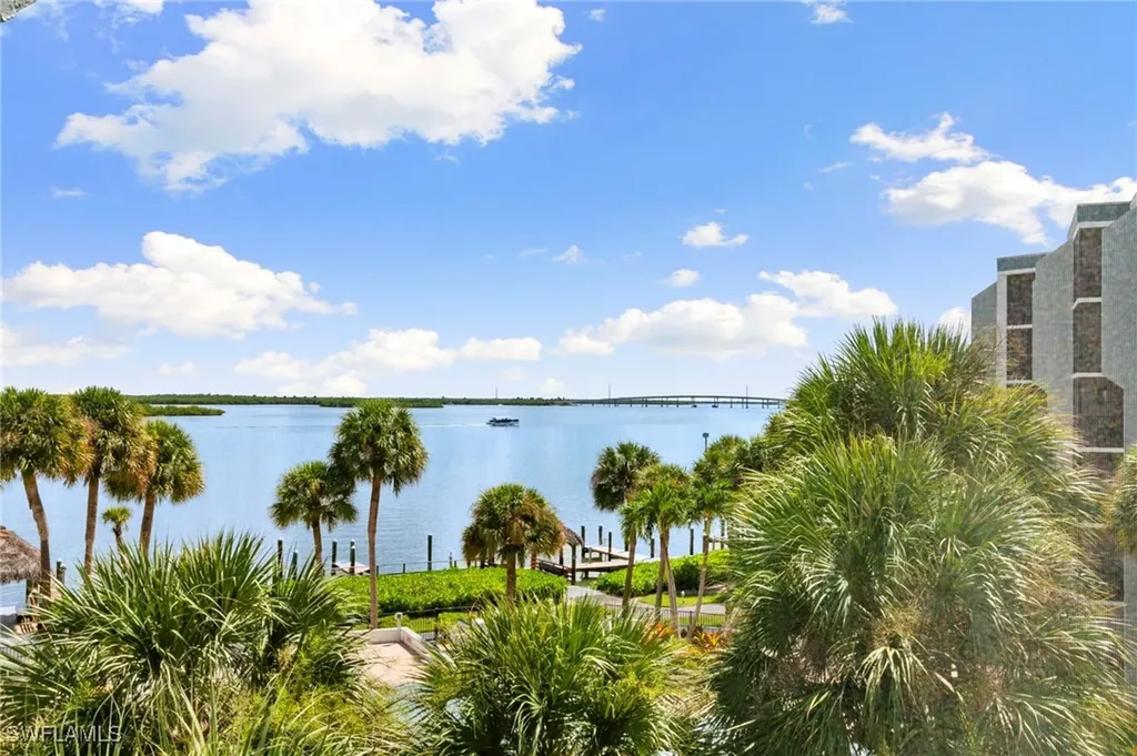 1085 Bald Eagle Drive Marco Island FL 34145