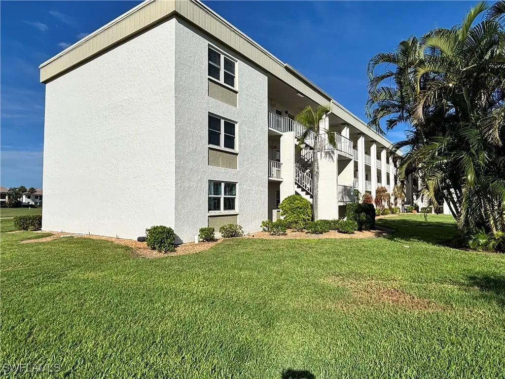 1624 Pine Valley Drive Fort Myers FL 33907