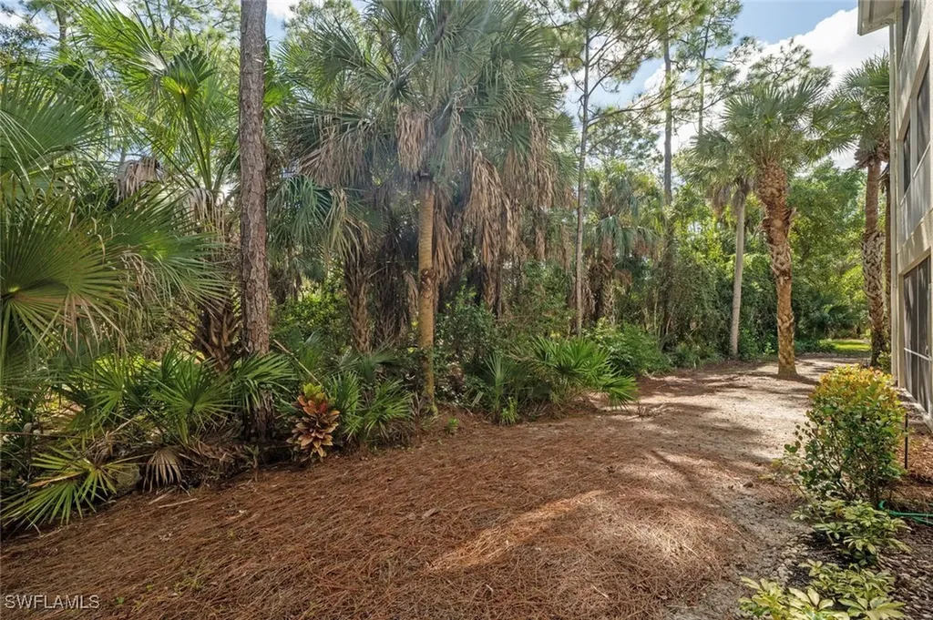 1886 Tarpon Bay Drive S Naples FL 34119