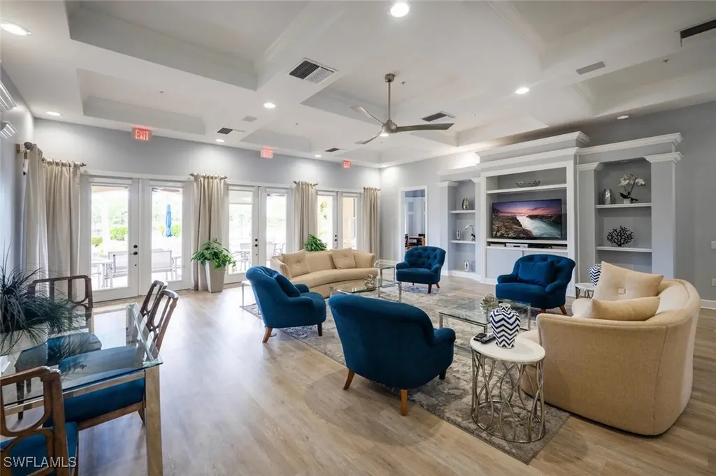 1886 Tarpon Bay Drive S Naples FL 34119