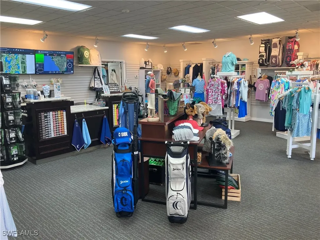 7340 Glenmoor Lane Naples FL 34104