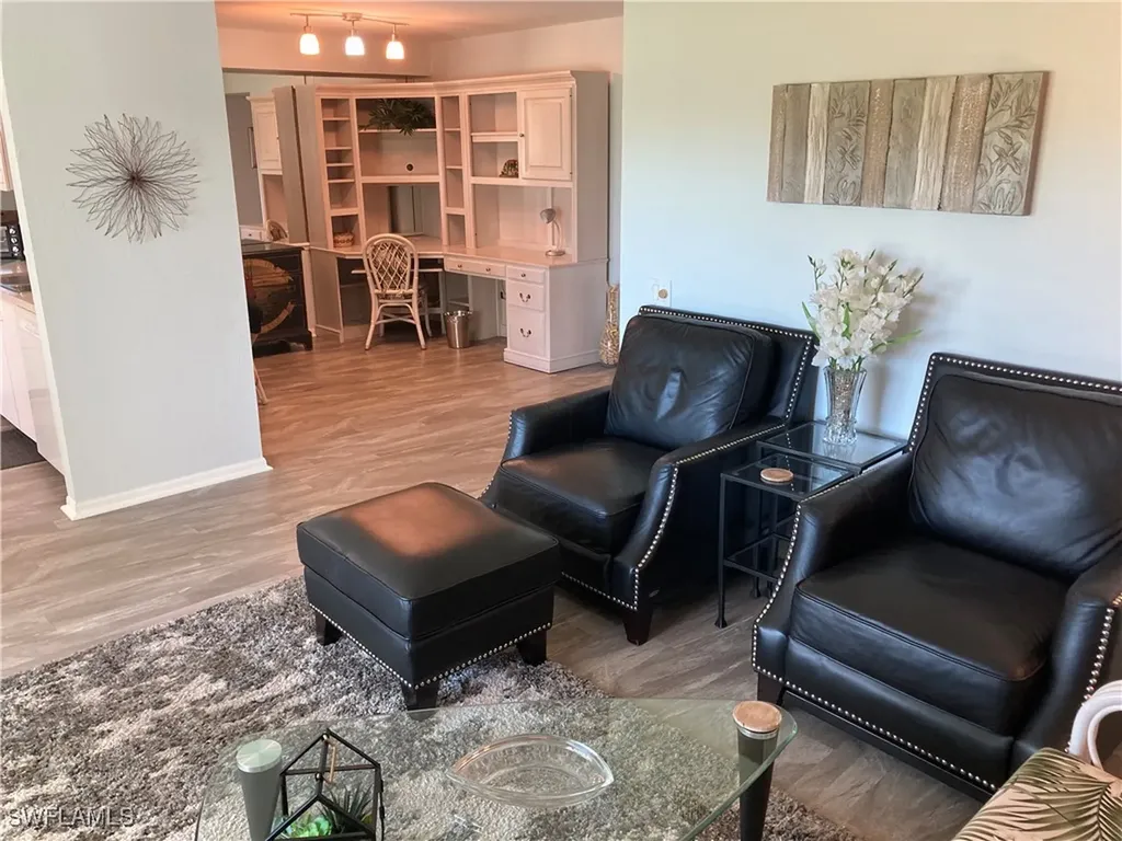 7340 Glenmoor Lane Naples FL 34104