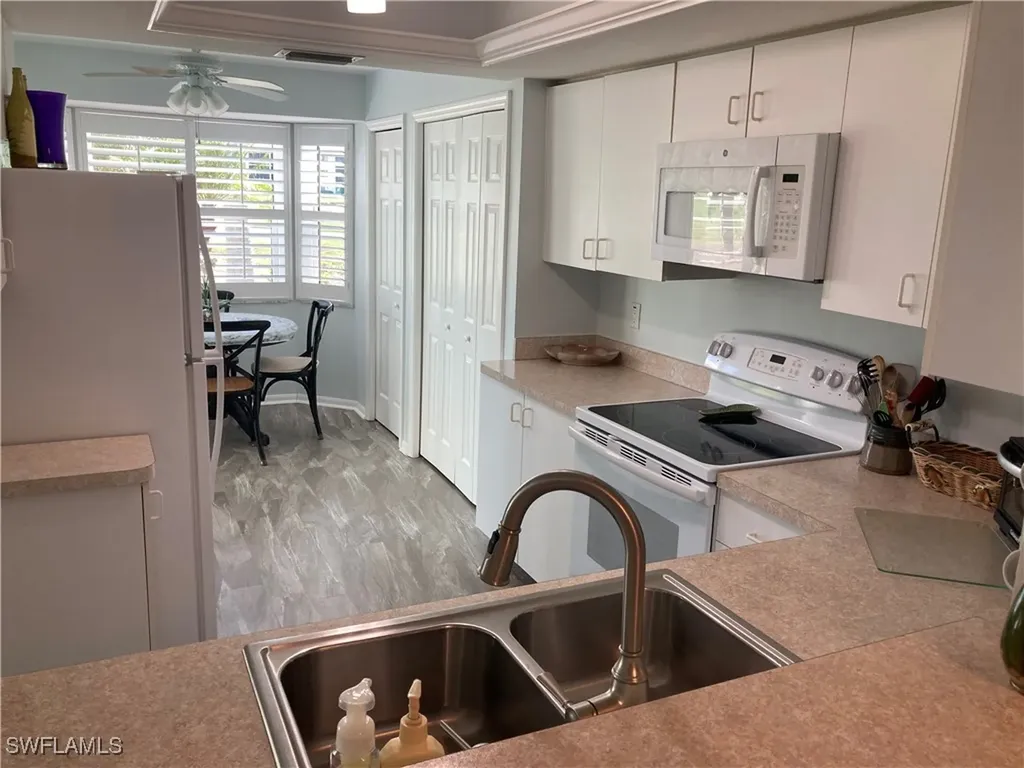 7340 Glenmoor Lane Naples FL 34104