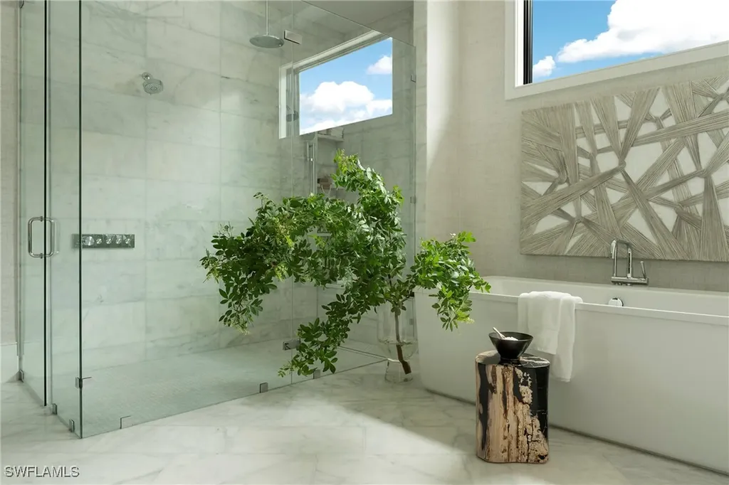 6704 Newport Road Naples FL 34109