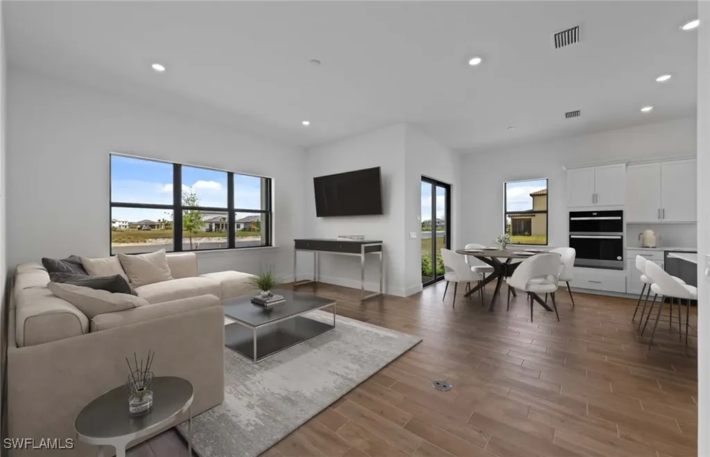 4368 Annapolis Avenue Ave Maria FL 34142