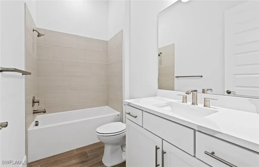 4368 Annapolis Avenue Ave Maria FL 34142