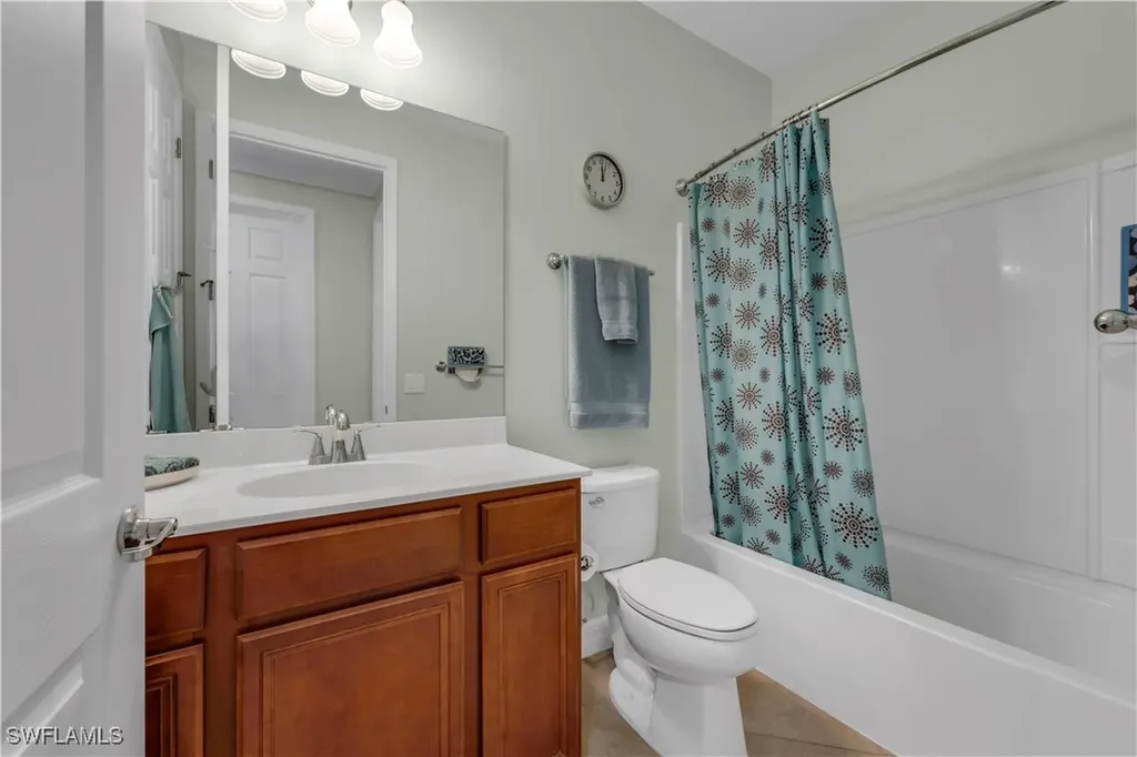 8637 Julia Lane Naples FL 34114