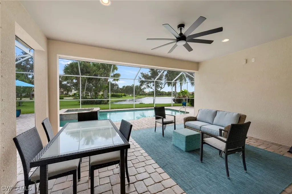 8637 Julia Lane Naples FL 34114