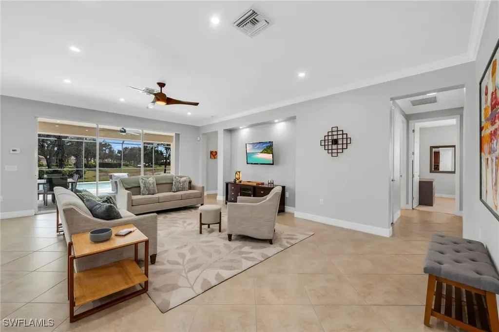8637 Julia Lane Naples FL 34114