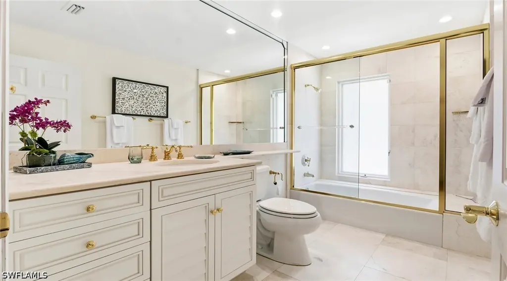 2700 Treasure Lane Naples FL 34102