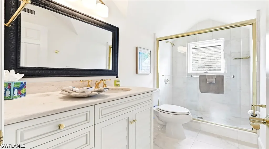 2700 Treasure Lane Naples FL 34102