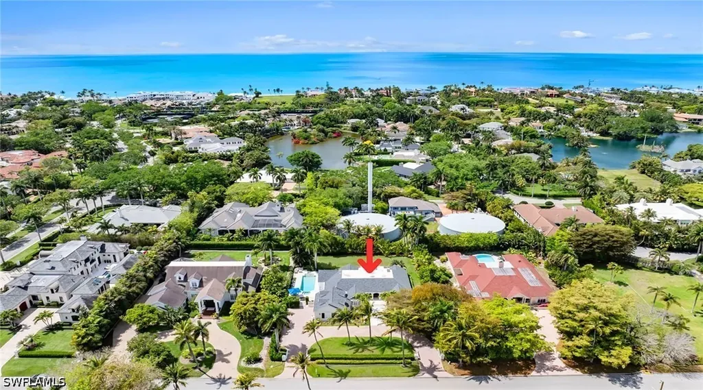 2700 Treasure Lane Naples FL 34102