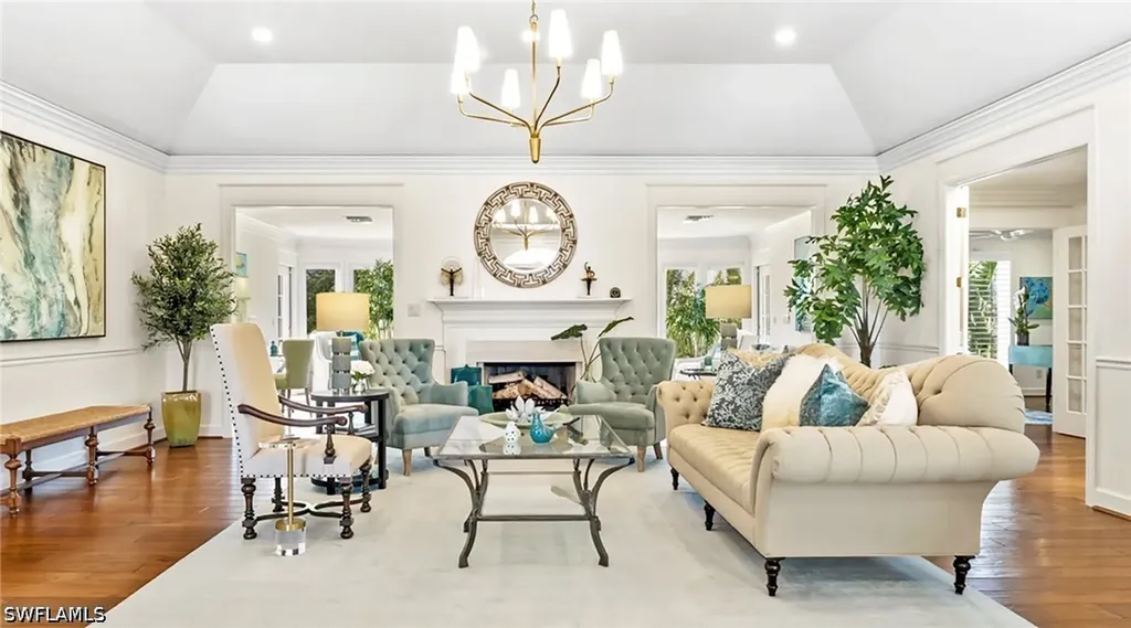 2700 Treasure Lane Naples FL 34102