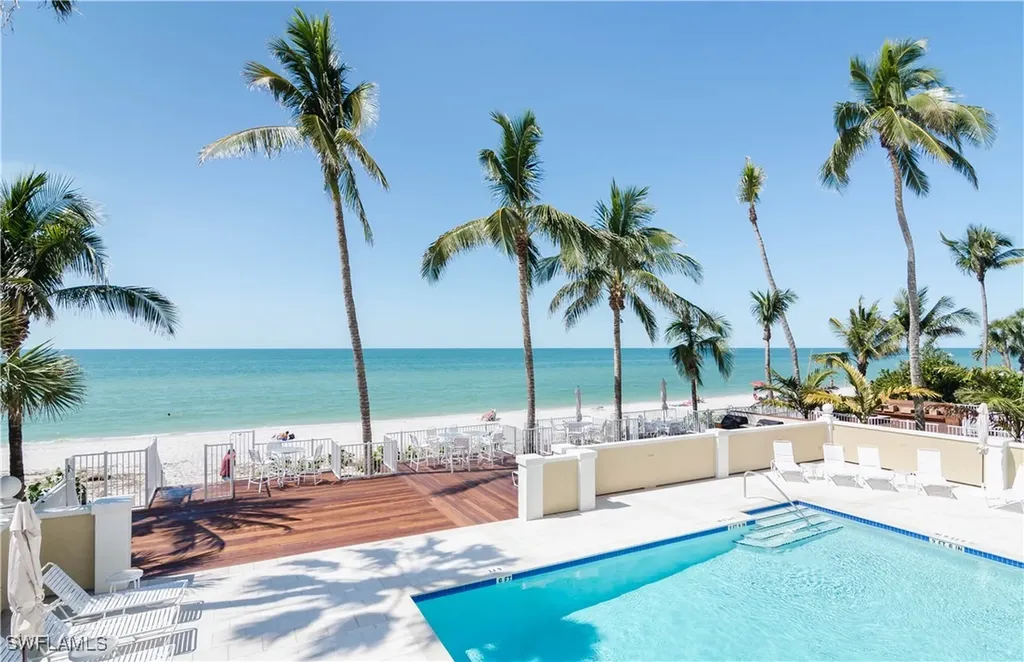 3377 Gulf Shore Boulevard N Naples FL 34103