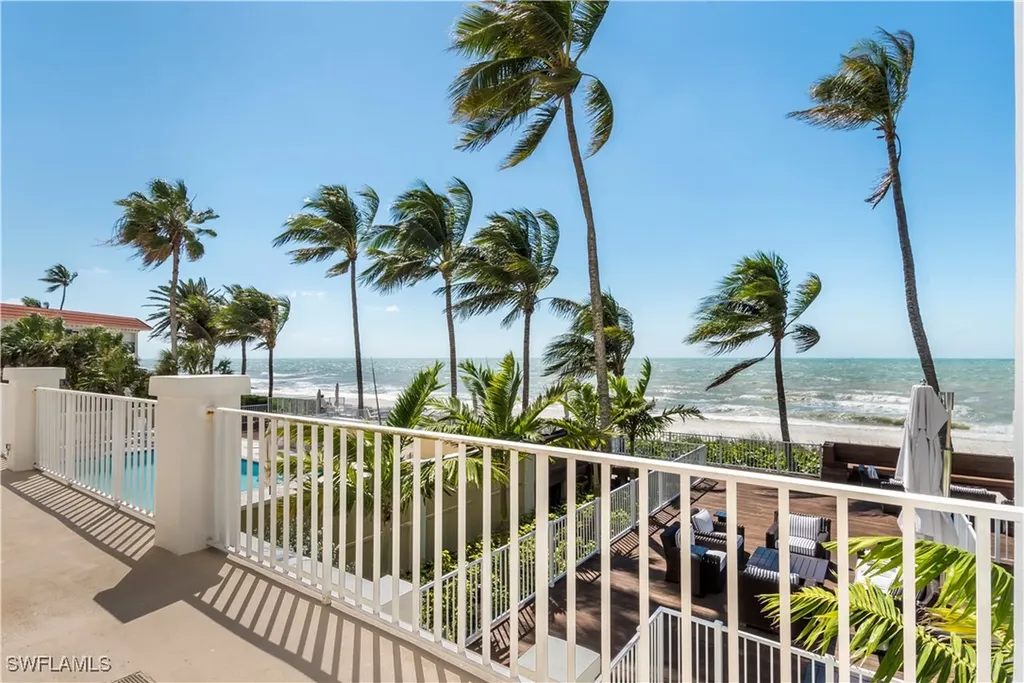 3377 Gulf Shore Boulevard N Naples FL 34103