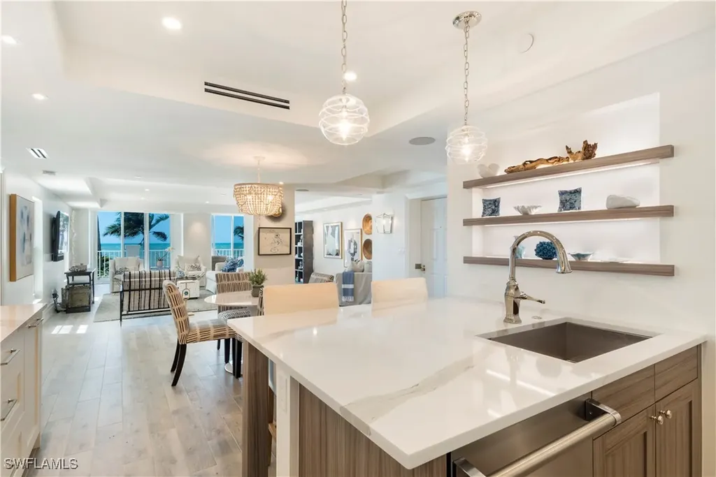 3377 Gulf Shore Boulevard N Naples FL 34103