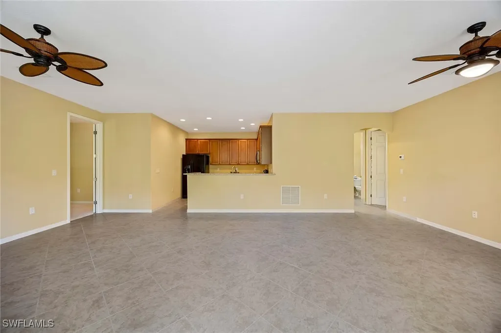 9036 Alturas Street Naples FL 34113