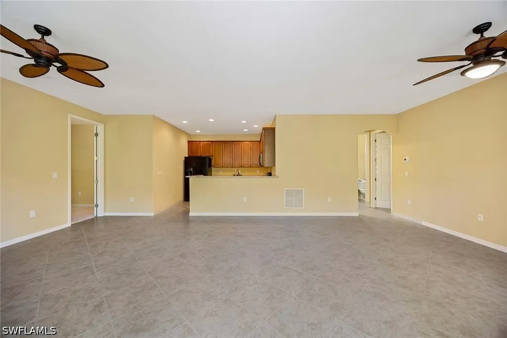 9036 Alturas Street Naples FL 34113