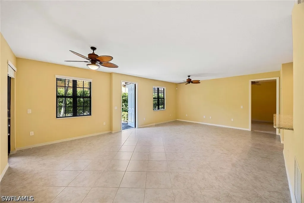 9036 Alturas Street Naples FL 34113