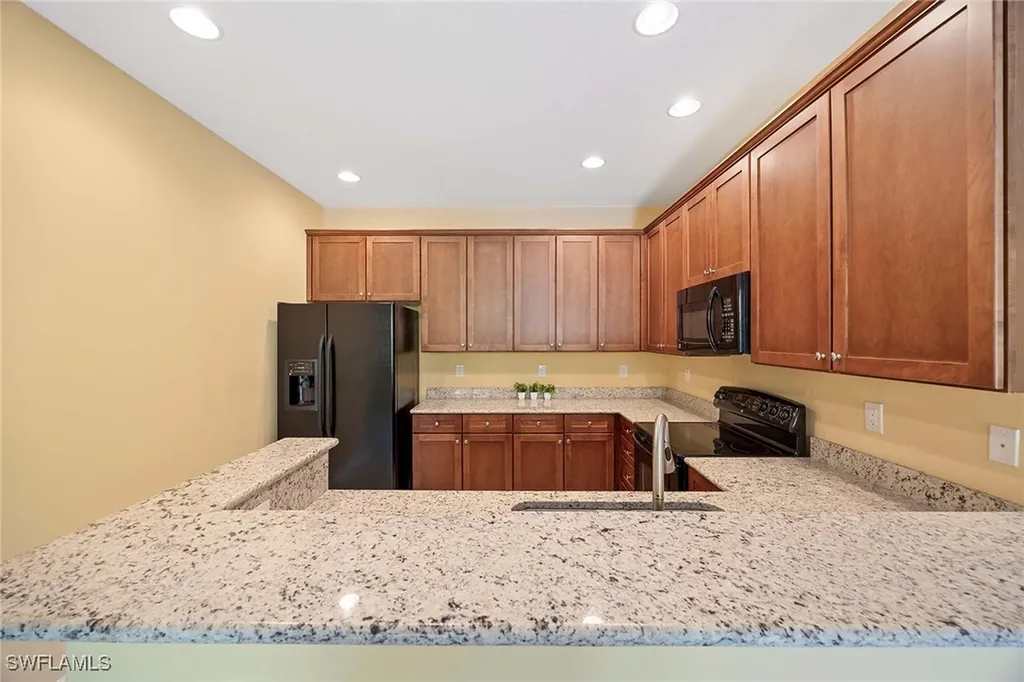 9036 Alturas Street Naples FL 34113
