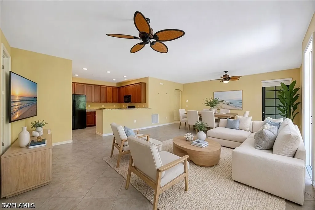 9036 Alturas Street Naples FL 34113
